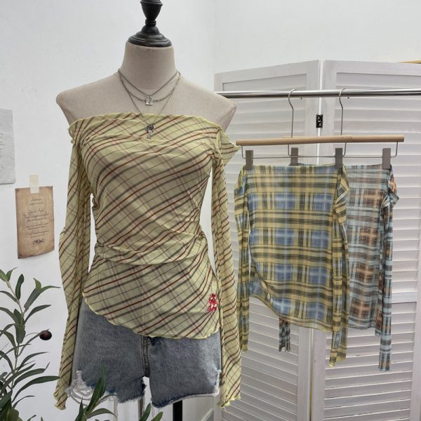 Plaid one shoulder slim embroidered top