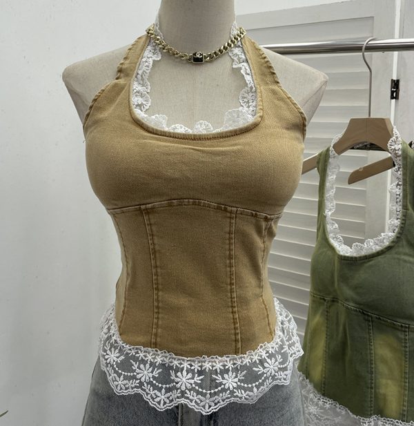 Lace patchwork neck hanging sleeveless top