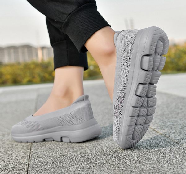 Ankle Socks Flat Knit Shoes Women Casual Solid Color Outdoor Travel Mom Breathable Shoes