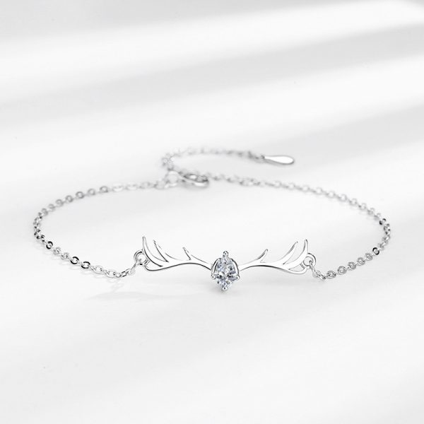 Sterling Silver One Deer Necklace With You Elk Antlers