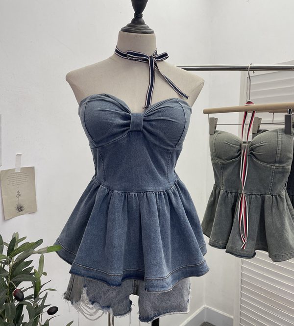 Tie up bow hanging neck short strapless top for women