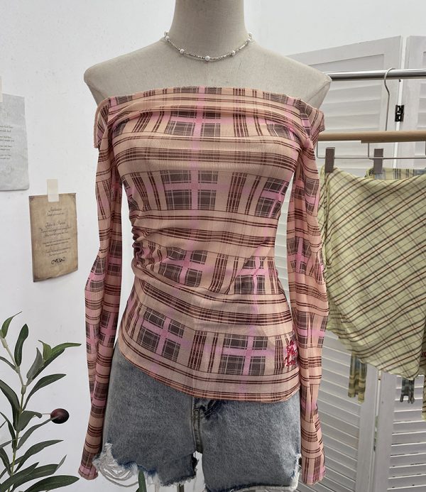 Plaid one shoulder slim embroidered top