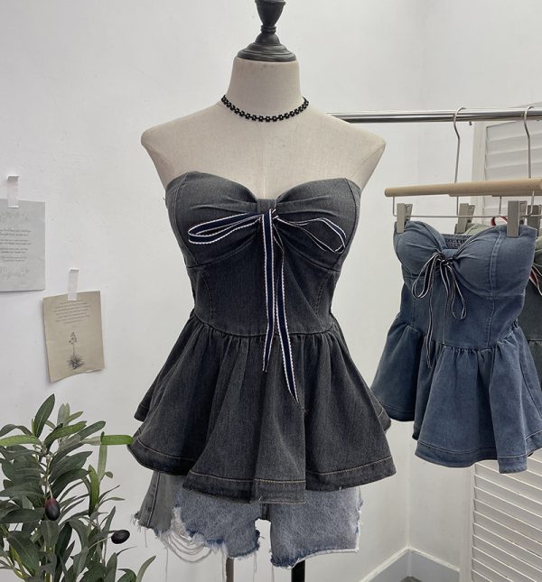 Tie up bow hanging neck short strapless top for women