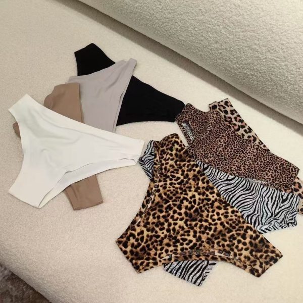 Foreign Trade  Ice Silk Underwear Cotton Crotch Low Waist Leopard Print Sexy Plus Size Seamless One-Piece Sports Fitness Briefs