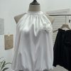 Off shoulder neck vest for women