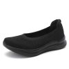 Large size soft soled fly woven women's shoes are breathable and can be easily stepped on in a fashionable single shoe for women