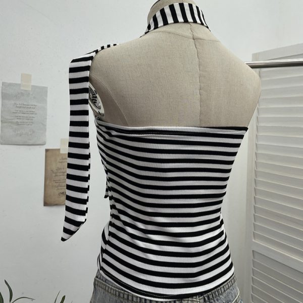 One shoulder strapless striped contrasting ribbon buckle pullover short vest