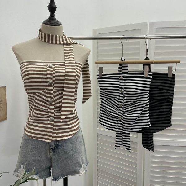 One shoulder strapless striped contrasting ribbon buckle pullover short vest