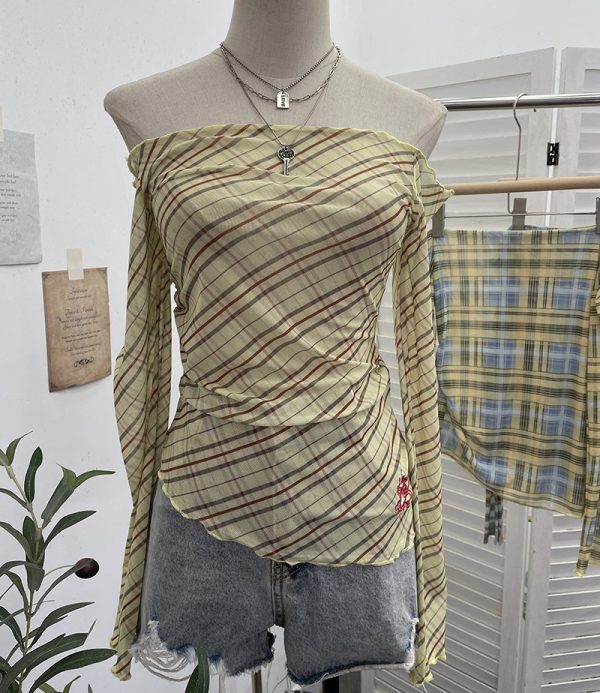 Plaid one shoulder slim embroidered top