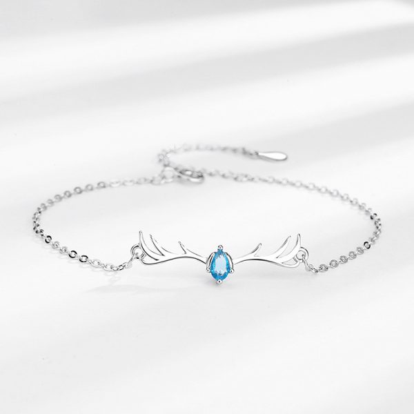 Sterling Silver One Deer Necklace With You Elk Antlers