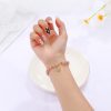 Crystal Female Recruit Peach Pollen Crystal Bracelet With Stars Wearing